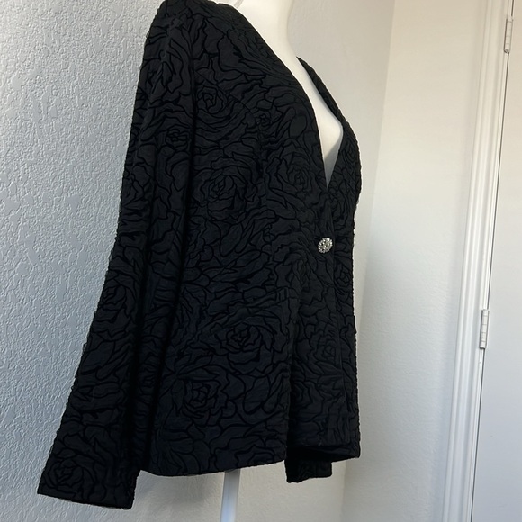 NWT Antthony Design Originals Black Floral Jacket - Picture 8 of 12